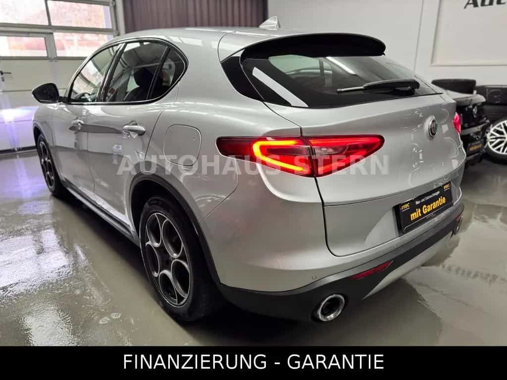 Alfa Romeo Stelvio Super Kamera Spur 8fach DAB Tempomat 05/2017-photo-5