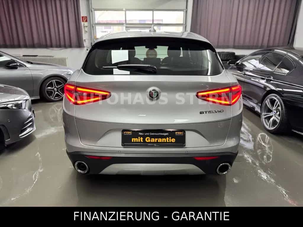 Alfa Romeo Stelvio Super Kamera Spur 8fach DAB Tempomat 05/2017-photo-6