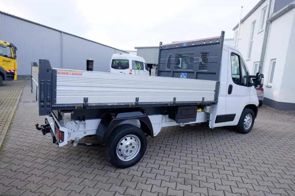 Citroën Jumper Club 35 Dreiseitenkipper L2 BlHDI 140/AHK 05/2022-photo-5
