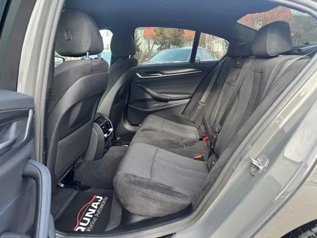 BMW 5 Series 520 d M-Sportpacket | Live Cockpit| AHK| ACC|DAB 03/2022-photo-19