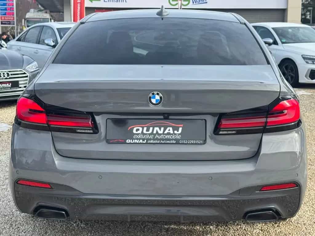 BMW 5 Series 520 d M-Sportpacket | Live Cockpit| AHK| ACC|DAB 03/2022-photo-3