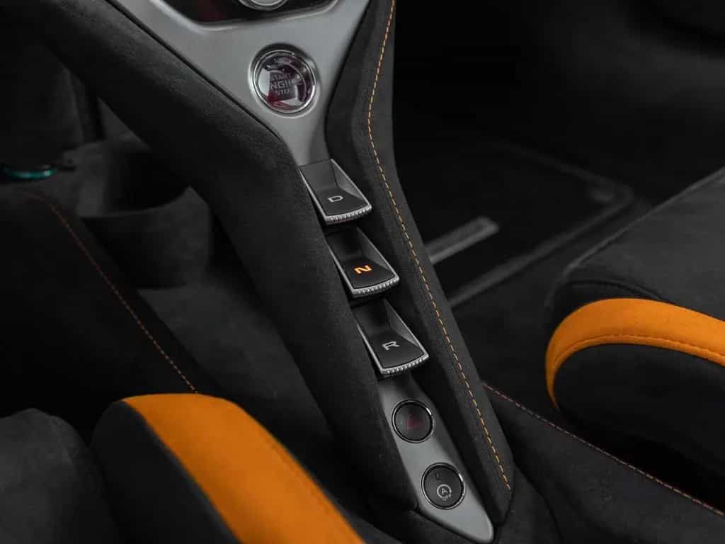 McLaren 750S Coupé |  Carbon Exterior & Interior | Lift 06/2024-photo-29