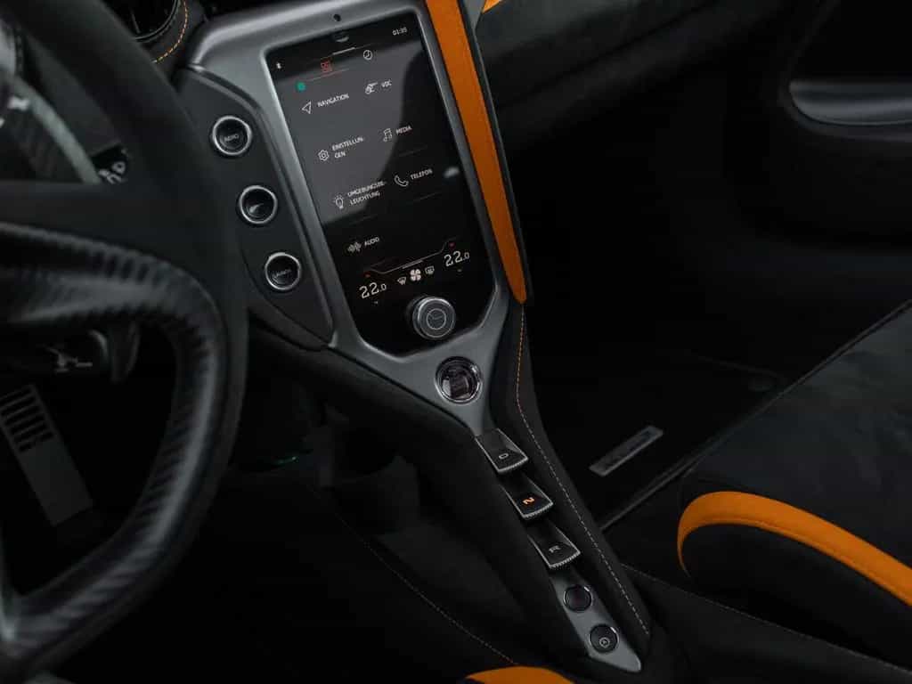 McLaren 750S Coupé |  Carbon Exterior & Interior | Lift 06/2024-photo-35