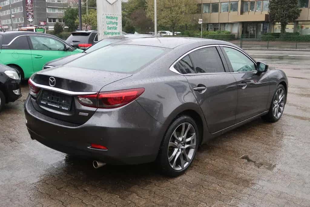 Mazda 6 Lim. 2.0 Sports-Line *LED-SCHEINW. *HEAD-UP 05/2018-photo-4