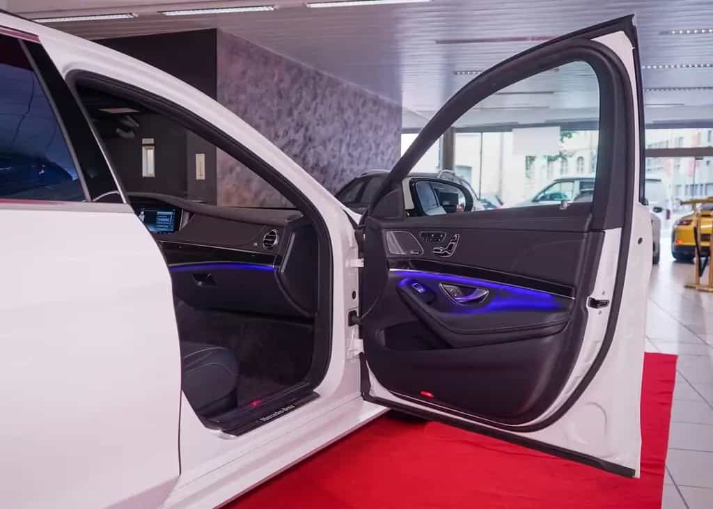 Mercedes-Benz S-Class 400 d 4M AMG HU LED Pano Burmester Softclose 12/2018-photo-31