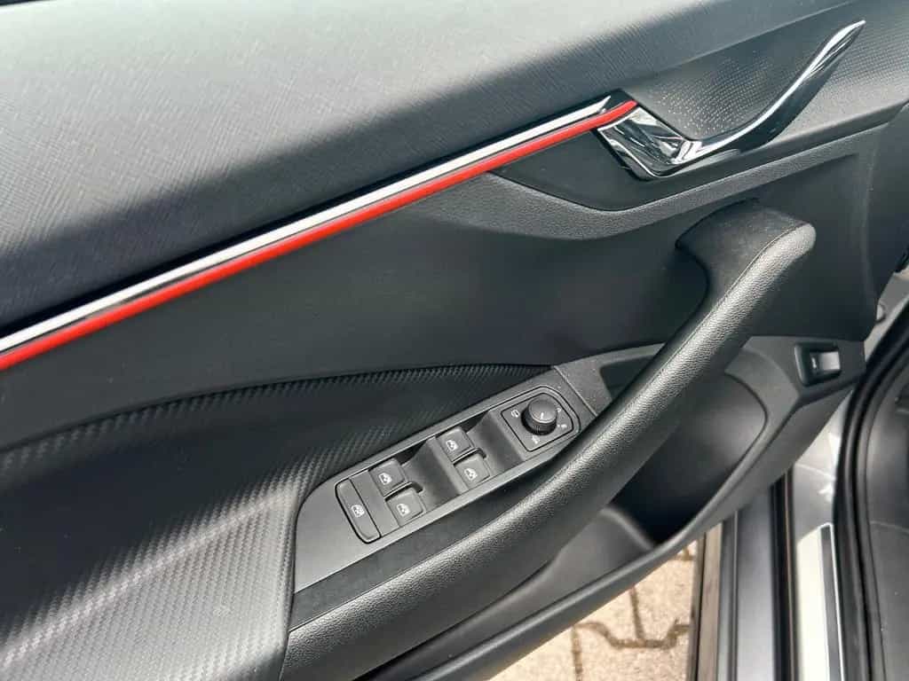 Skoda Kamiq FL 1.5 MC Navi Gar -2029 ColourCon-34% UVP 09/2024-photo-9