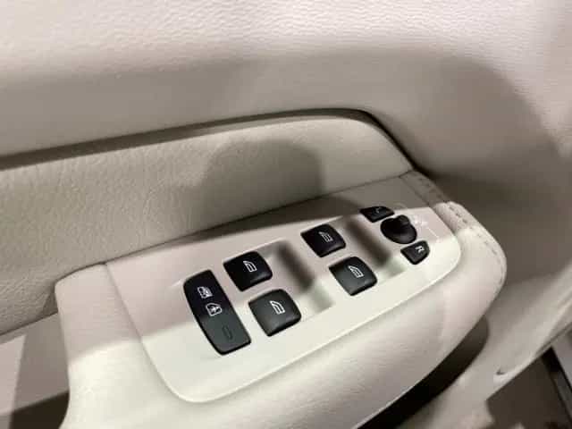 Volvo XC60 B4 Diesel Momentum Pro Automatik EU6 Leder 06/2021-photo-16