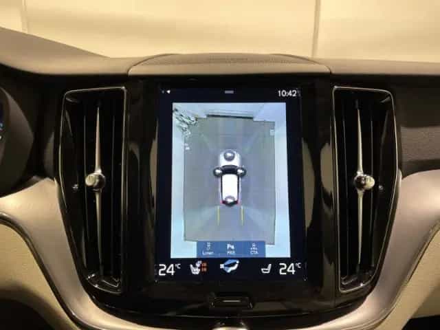 Volvo XC60 B4 Diesel Momentum Pro Automatik EU6 Leder 06/2021-photo-23