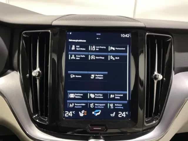 Volvo XC60 B4 Diesel Momentum Pro Automatik EU6 Leder 06/2021-photo-25