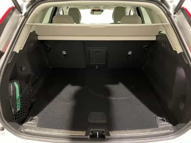 Volvo XC60 B4 Diesel Momentum Pro Automatik EU6 Leder 06/2021-photo-8