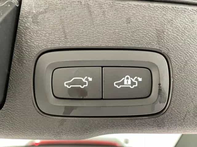 Volvo XC60 B4 Diesel Momentum Pro Automatik EU6 Leder 06/2021-photo-9