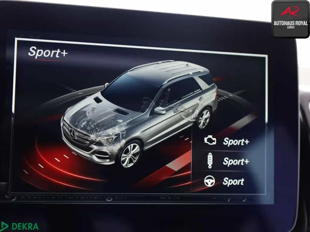 Mercedes-Benz GLE 450 AMG 4M AIRMATIC,KEYLESS,DISTRO,PANO,AHK 08/2017-photo-15