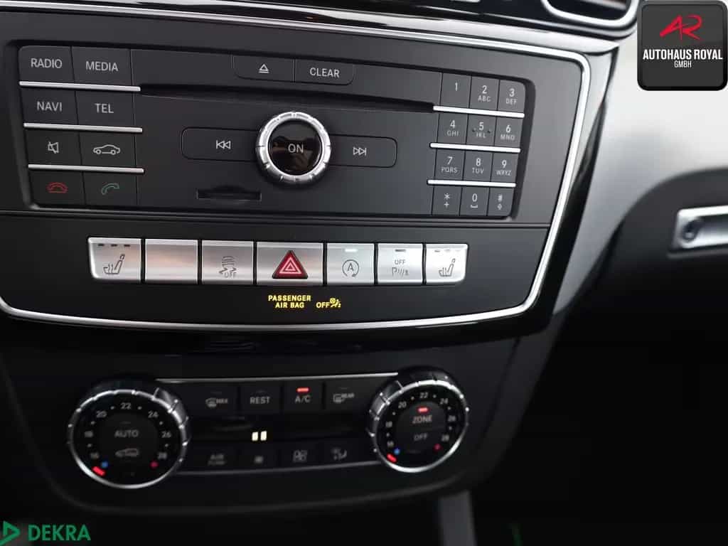 Mercedes-Benz GLE 450 AMG 4M AIRMATIC,KEYLESS,DISTRO,PANO,AHK 08/2017-photo-22