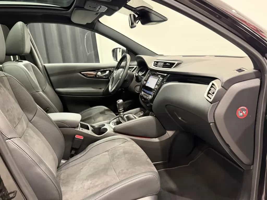 Nissan Qashqai N-Vision 1.HAND PANO+°360KAMERA+PDC 04/2017-photo-12