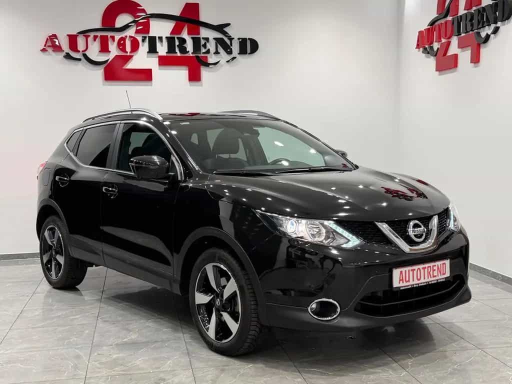 Nissan Qashqai N-Vision 1.HAND PANO+°360KAMERA+PDC 04/2017-photo-2