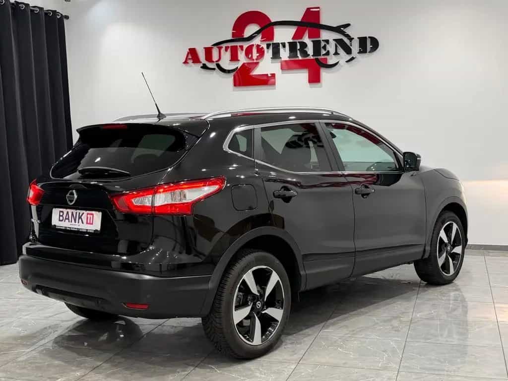 Nissan Qashqai N-Vision 1.HAND PANO+°360KAMERA+PDC 04/2017-photo-6