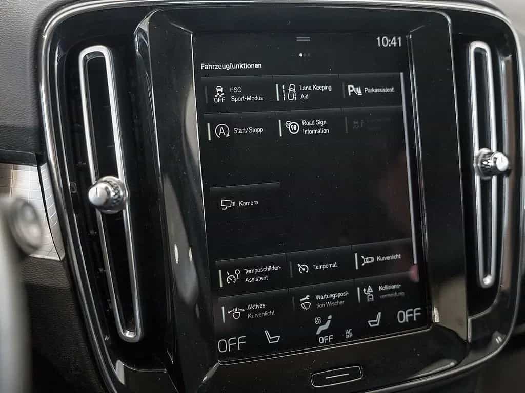 Volvo XC40 T3 Momentum Pro AHK 10/2021-photo-11