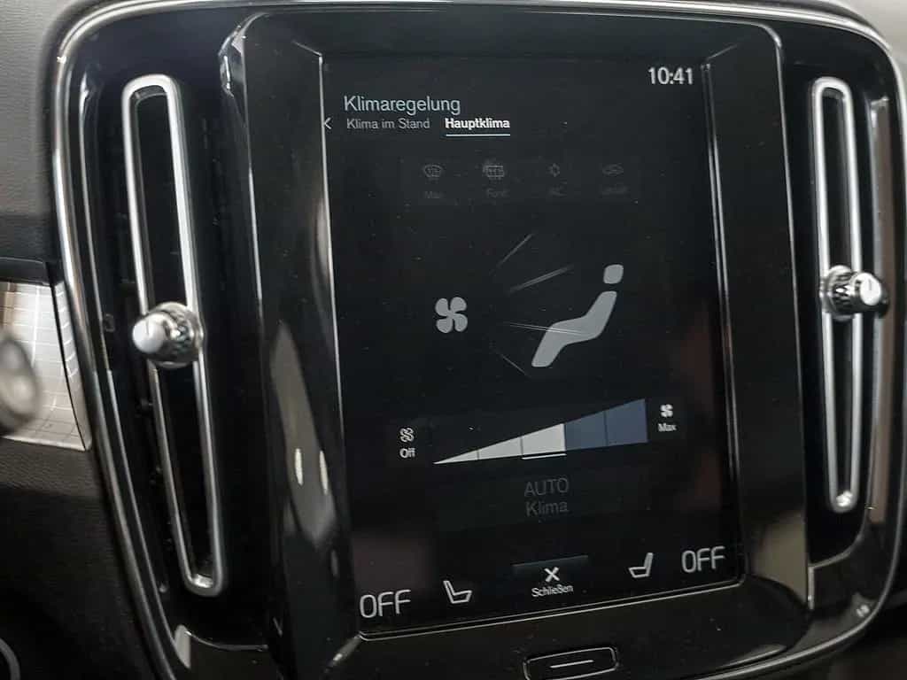 Volvo XC40 T3 Momentum Pro AHK 10/2021-photo-13