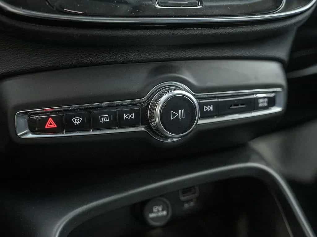 Volvo XC40 T3 Momentum Pro AHK 10/2021-photo-15