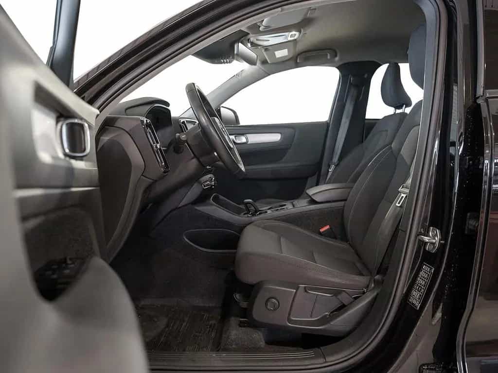 Volvo XC40 T3 Momentum Pro AHK 10/2021-photo-5