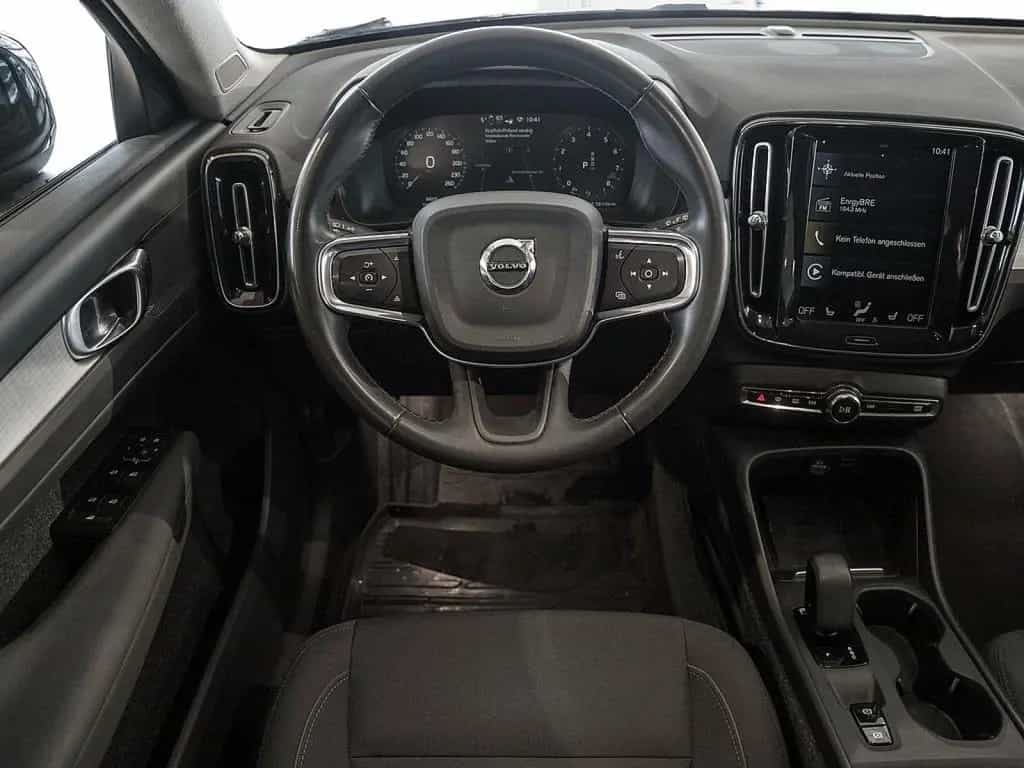 Volvo XC40 T3 Momentum Pro AHK 10/2021-photo-8