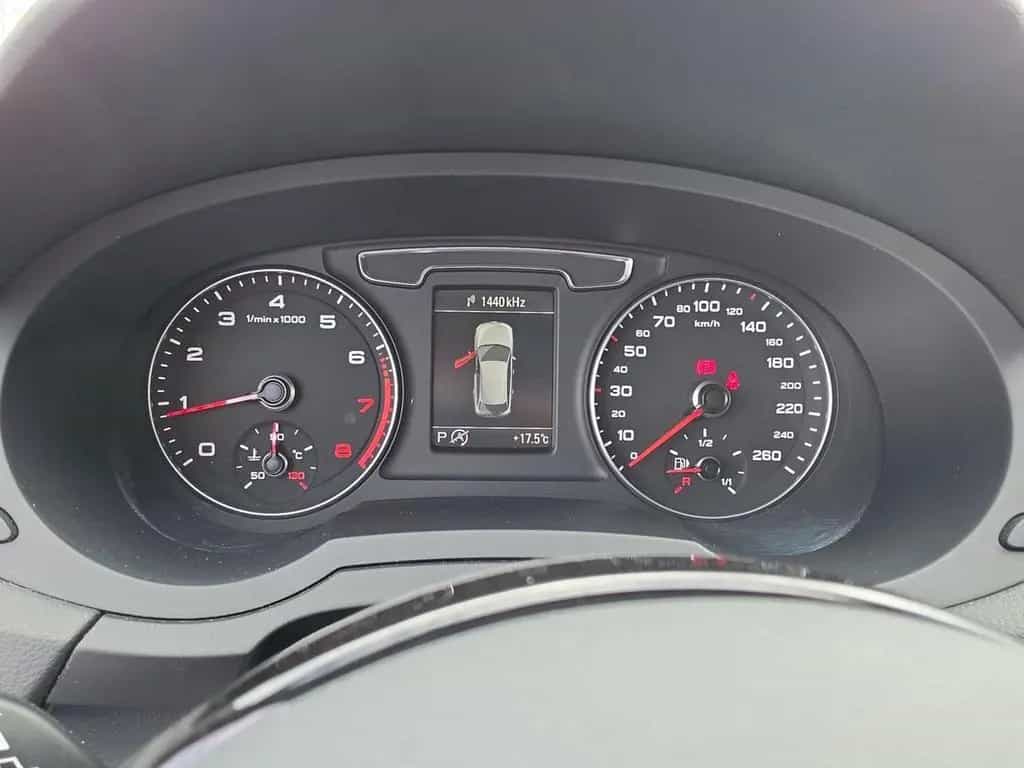 Audi Q3 2.0 TFSI S-LINE AHK+PANO+SHZ+TEMPO+PDC+DAB 11/2016-photo-15