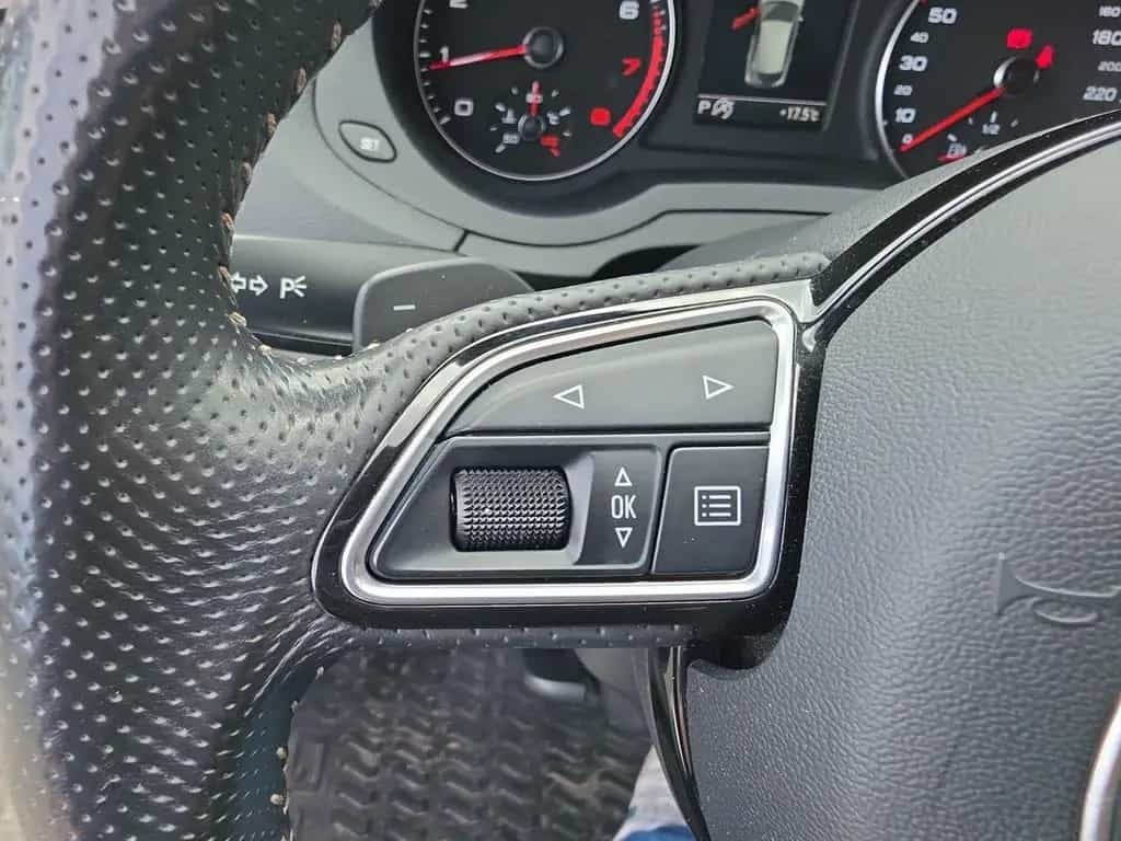 Audi Q3 2.0 TFSI S-LINE AHK+PANO+SHZ+TEMPO+PDC+DAB 11/2016-photo-21