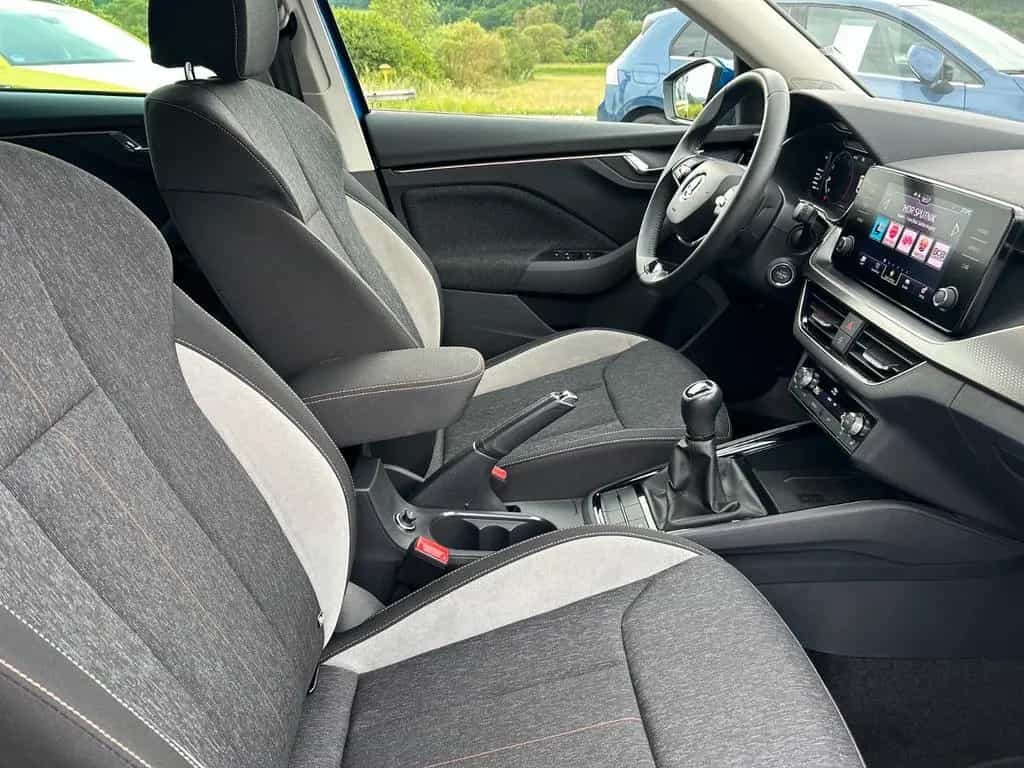 Skoda Kamiq Style 1.5 *Garantie -2028/ HU neu / 8xRad 08/2023-photo-17