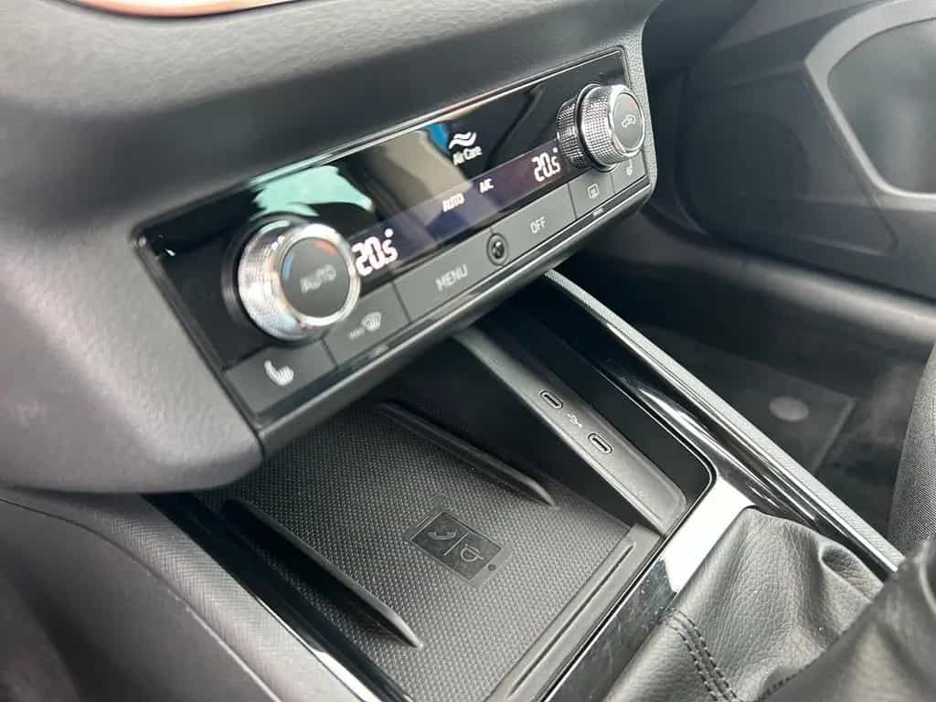 Skoda Kamiq Style 1.5 *Garantie -2028/ HU neu / 8xRad 08/2023-photo-22