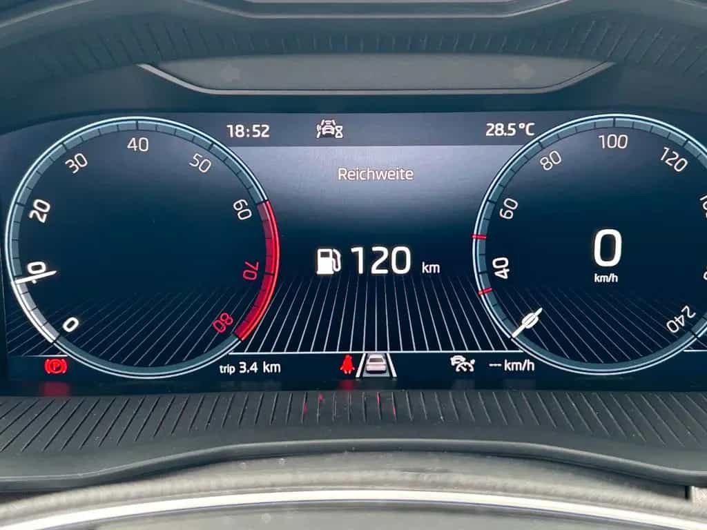 Skoda Kamiq Style 1.5 *Garantie -2028/ HU neu / 8xRad 08/2023-photo-35