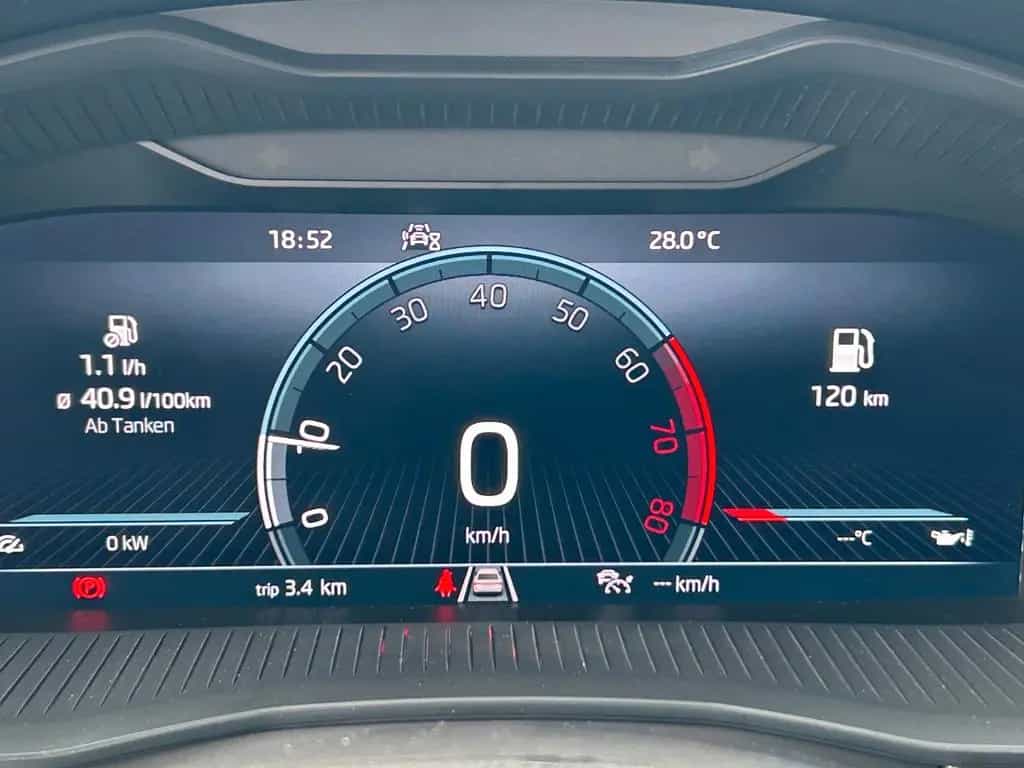 Skoda Kamiq Style 1.5 *Garantie -2028/ HU neu / 8xRad 08/2023-photo-38