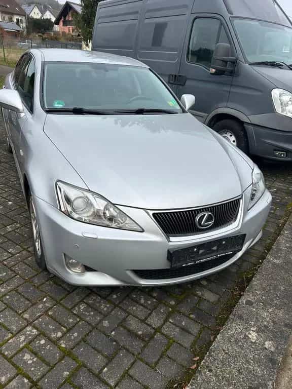 Lexus Other ANDERE IS 220d 03/2006-photo-0
