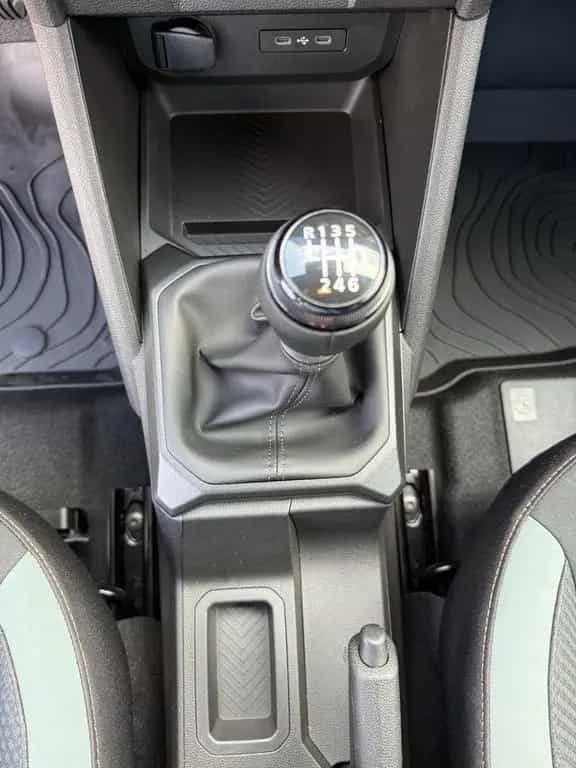 Dacia Duster III 1.2 TCe 130 MHEV Extreme Kamera CarPl 03/2025-photo-18
