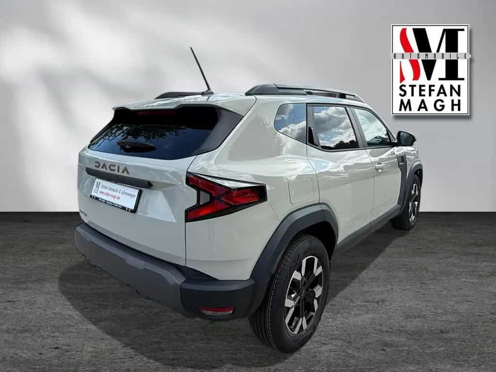 Dacia Duster III 1.2 TCe 130 MHEV Extreme Kamera CarPl 03/2025-photo-4