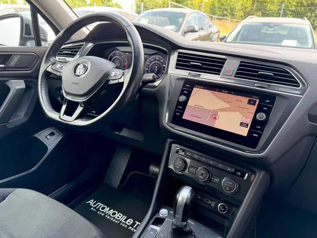 Volkswagen Tiguan Allspace 2.0 TDI DSG 4Motion 7.SITZER 10/2017-photo-11