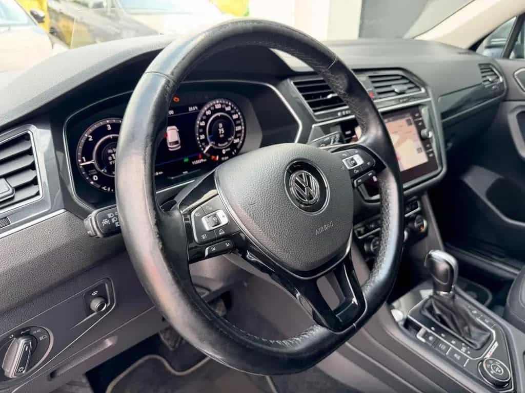 Volkswagen Tiguan Allspace 2.0 TDI DSG 4Motion 7.SITZER 10/2017-photo-9