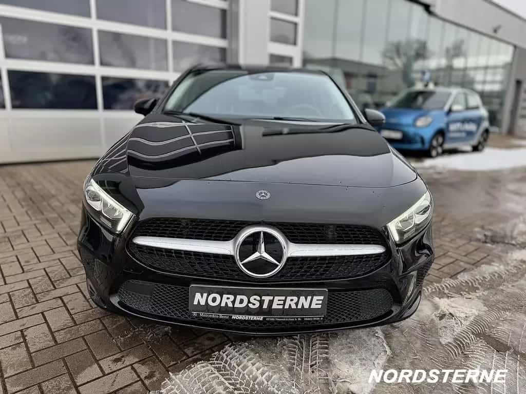 Mercedes-Benz A-Class 180 d NAVI+TEMPOMAT+AHK+LED+KLIMA+MBUX+ 01/2019-photo-11