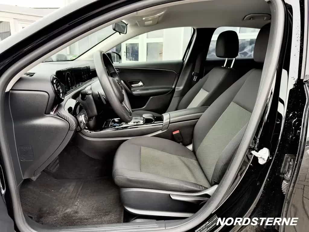 Mercedes-Benz A-Class 180 d NAVI+TEMPOMAT+AHK+LED+KLIMA+MBUX+ 01/2019-photo-17