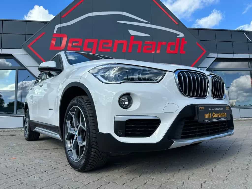 BMW X1 sDrive 18 i xLine LED KAMERA AHK 10/2016-photo-18