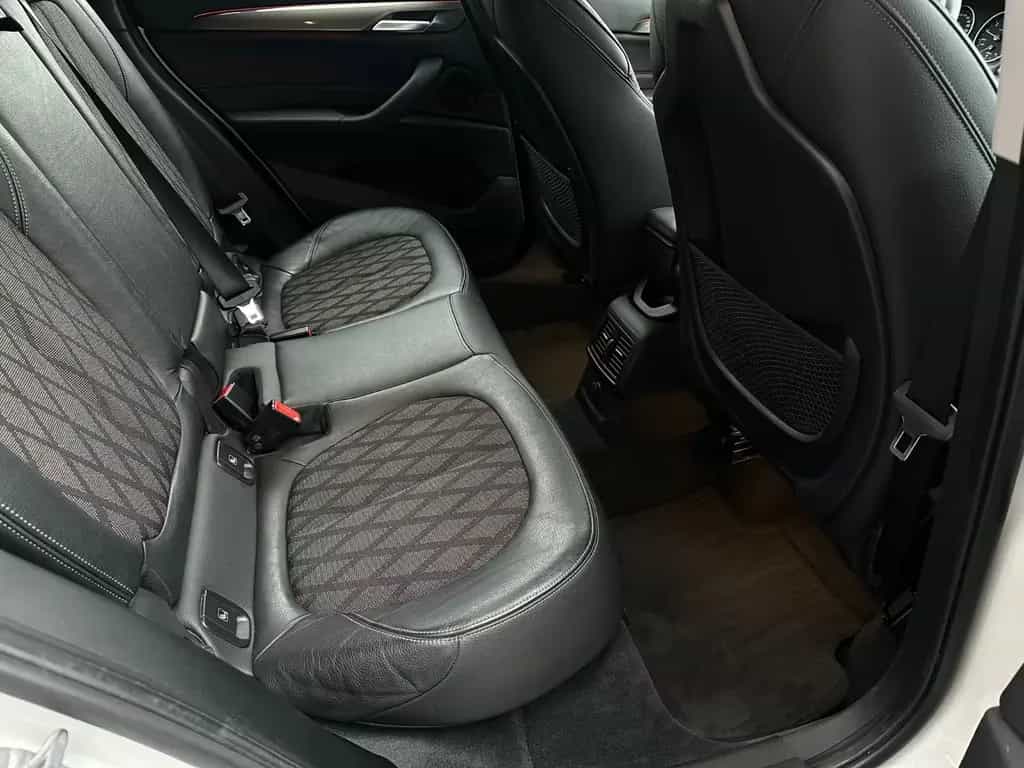 BMW X1 sDrive 18 i xLine LED KAMERA AHK 10/2016-photo-9
