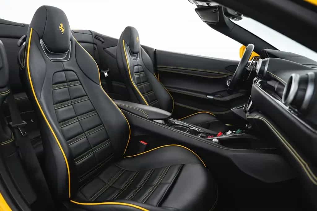 Ferrari Portofino 3.9 T V8 DCT 08/2019-photo-12
