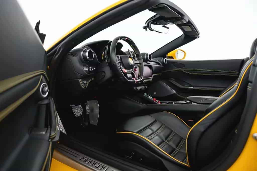 Ferrari Portofino 3.9 T V8 DCT 08/2019-photo-14