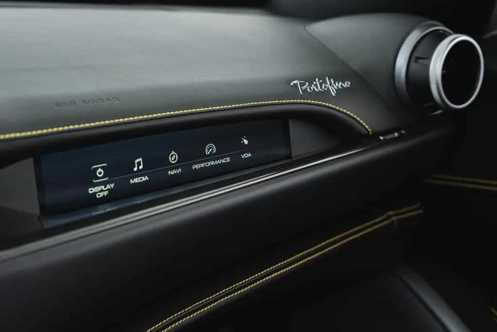 Ferrari Portofino 3.9 T V8 DCT 08/2019-photo-20