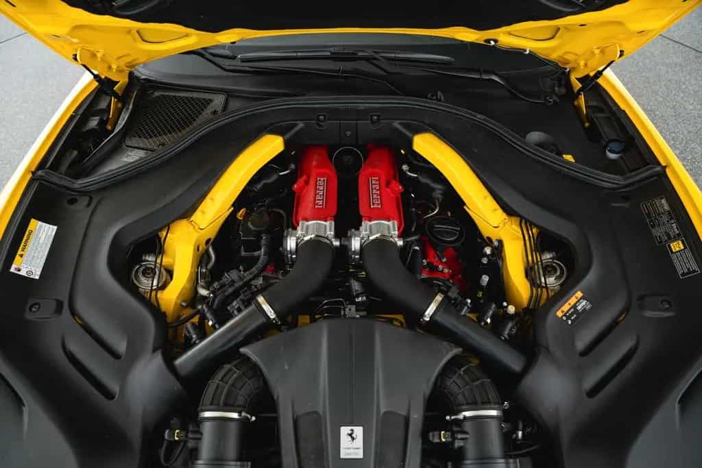 Ferrari Portofino 3.9 T V8 DCT 08/2019-photo-28