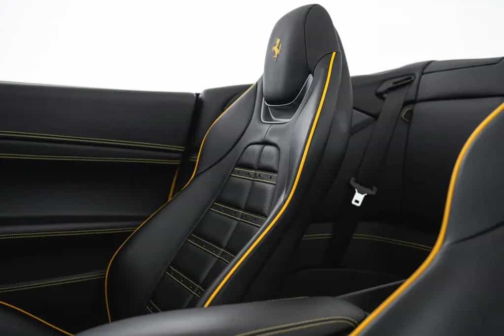 Ferrari Portofino 3.9 T V8 DCT 08/2019-photo-32