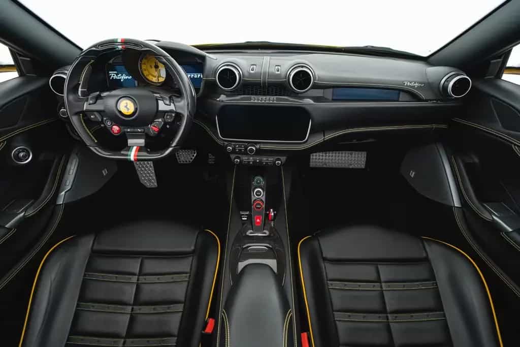 Ferrari Portofino 3.9 T V8 DCT 08/2019-photo-9