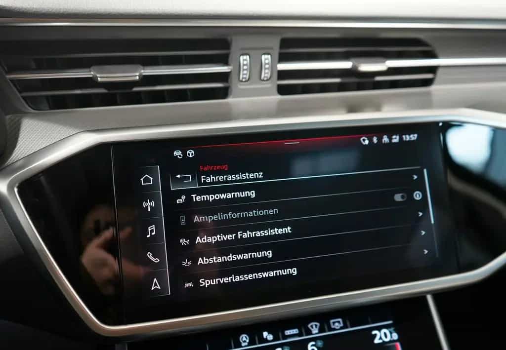 Audi A6 Avant 45 TDI quattro *ACC*KAM*PANO*MATRIX*AHK 03/2021-photo-19