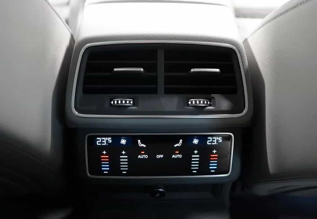 Audi A6 Avant 45 TDI quattro *ACC*KAM*PANO*MATRIX*AHK 03/2021-photo-36