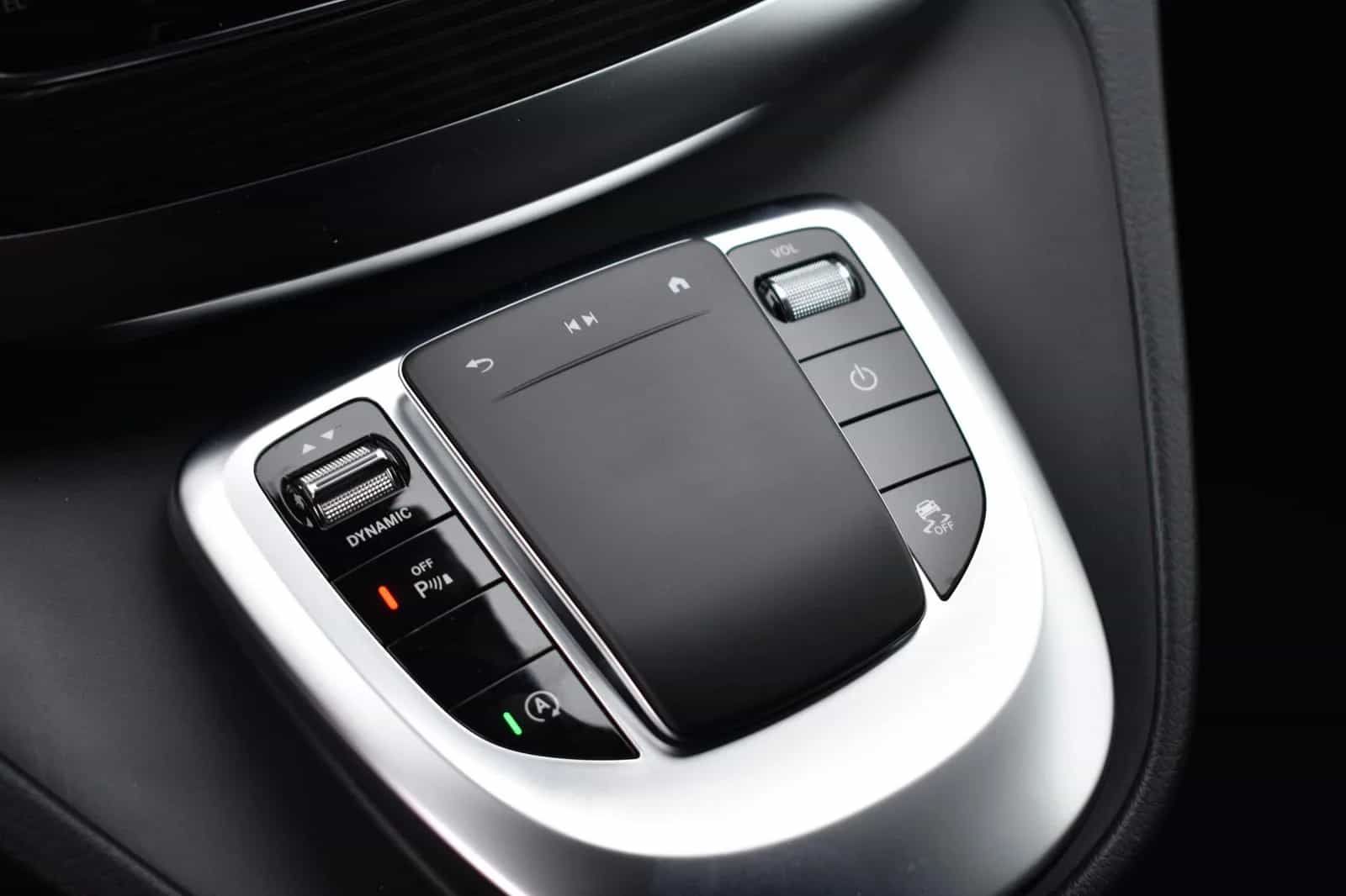 Mercedes-Benz V-Class 250 08/2020-photo-24