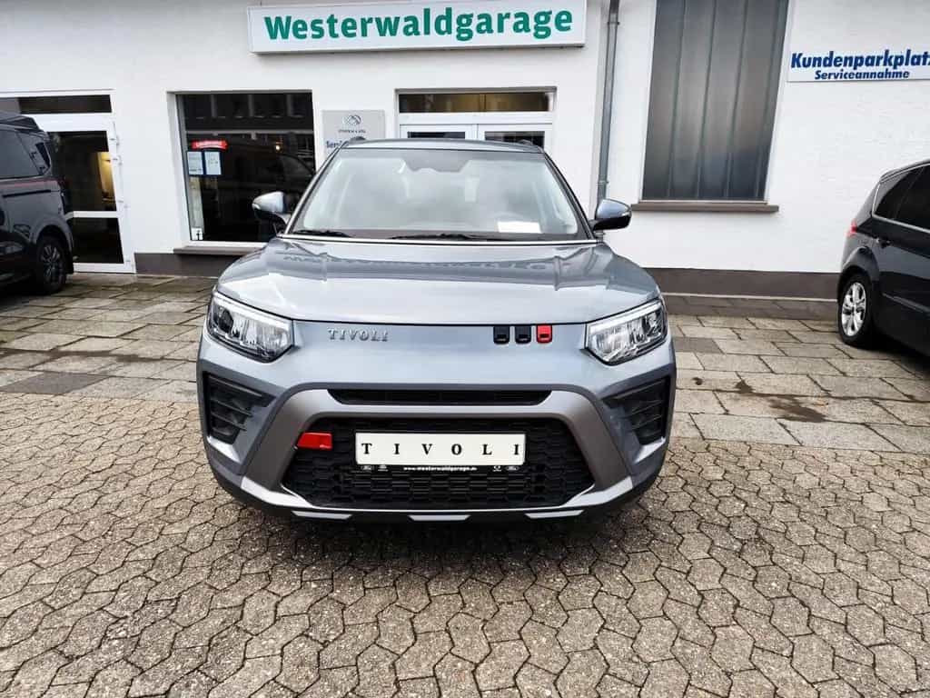 KGM Tivoli Quarz 1,5L AT 4X4 NEUES MODELL, Navi, 08/2025-photo-0